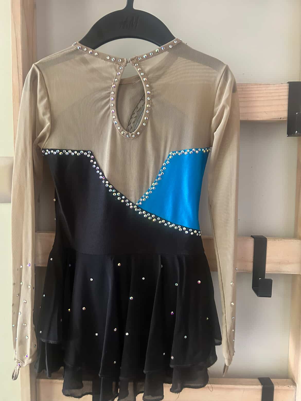 Malla Negra con Azul Competencia Talla 6