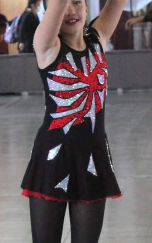 Malla Negra con Rojo Competencia Talla 10-12