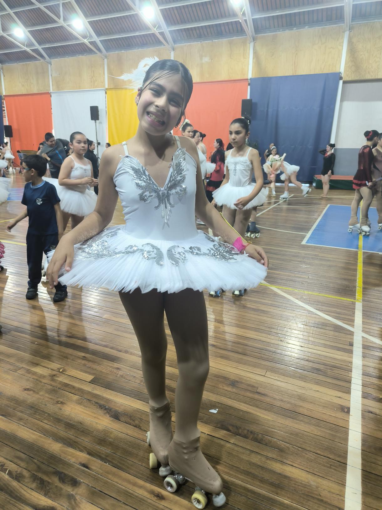 Malla Blanca Lago de los Cisnes Competencia Talla 14