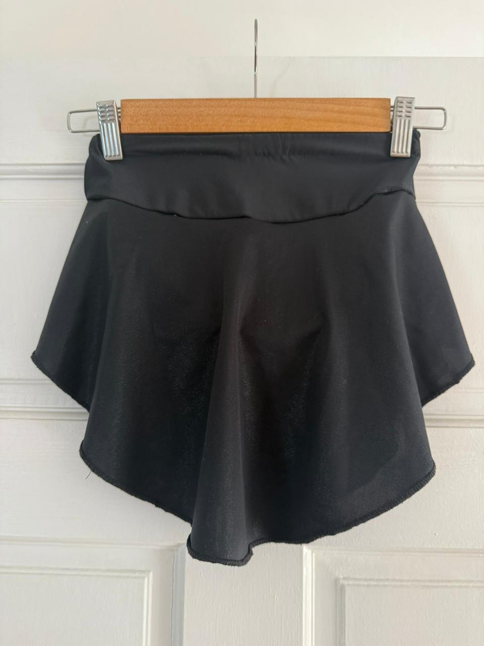 Faldon Negro Talla 8